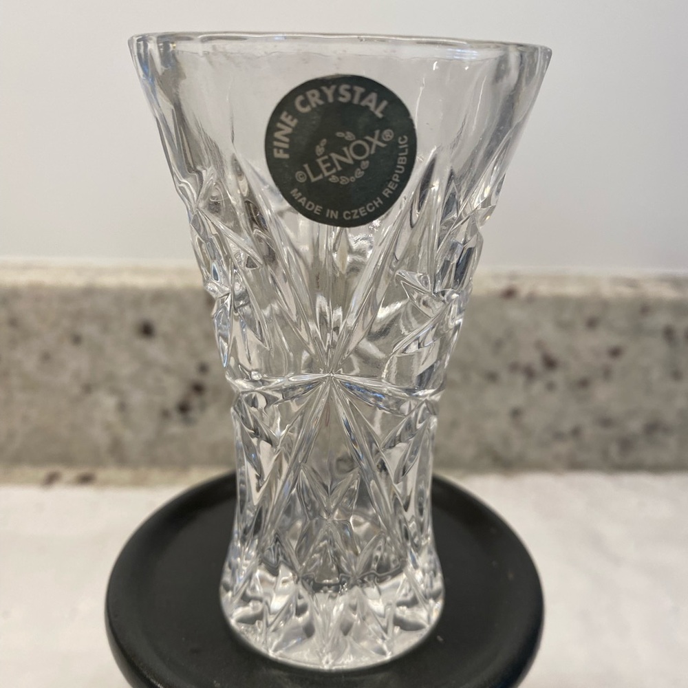 Lenox Fine Full Lead Crystal Bud Vase. 4”